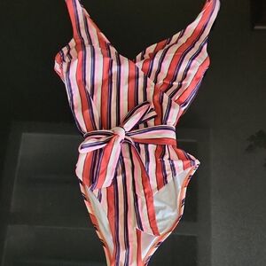 Cupshe White and Orange Swimsuit